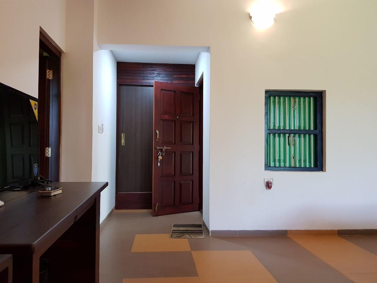 Cherilyn Monta Resort - Ratnagiri Vatul Exterior foto